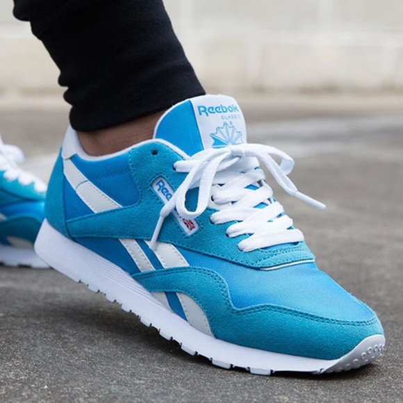 Reebok Shoes - RARE blue reebok classics